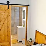 Les Picardies Oda ve Kahvaltı *