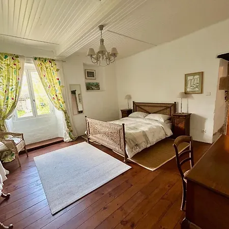 Les Picardies Bed & Breakfast Lesterps