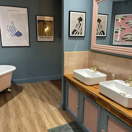 Les Picardies Bed & Breakfast *